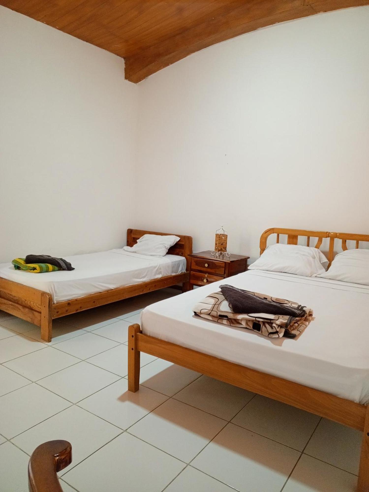 Bed And Breakfast Puerto López Exterior foto