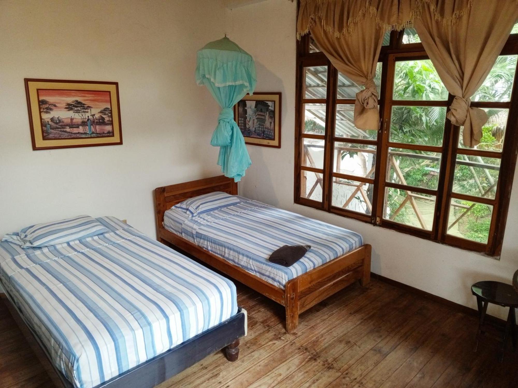 Bed And Breakfast Puerto López Exterior foto