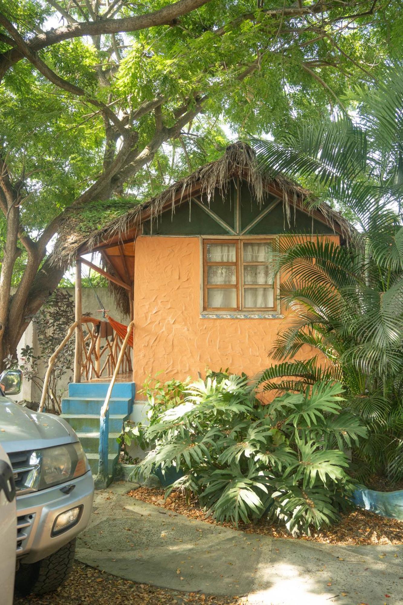 Bed And Breakfast Puerto López Exterior foto