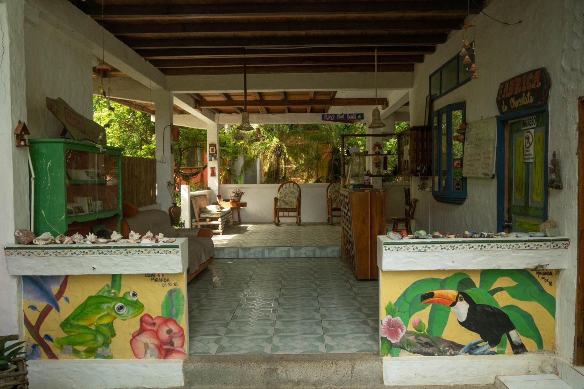 Bed And Breakfast Puerto López Exterior foto